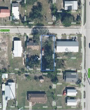 Residential Lot in Avon Park