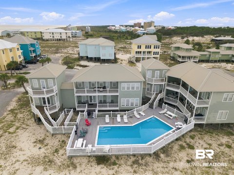 Short-Term Rental Half Duplex