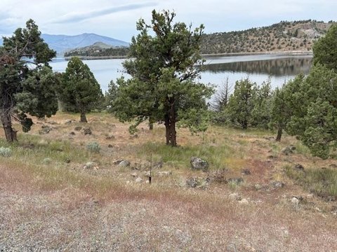 Lake Shastina View Lot