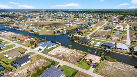 Waterfront Land in Cape Coral