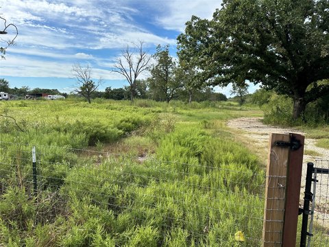9 Acres Near Baylor University