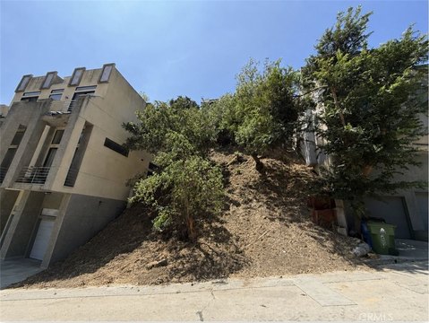Land, Los Angeles, CA