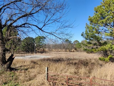 7.19 Acres in Woodall, OK