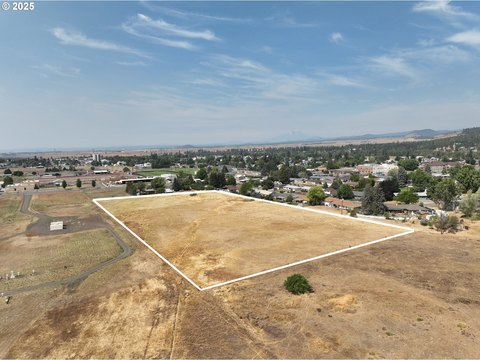 Goldendale Land with Development Potential