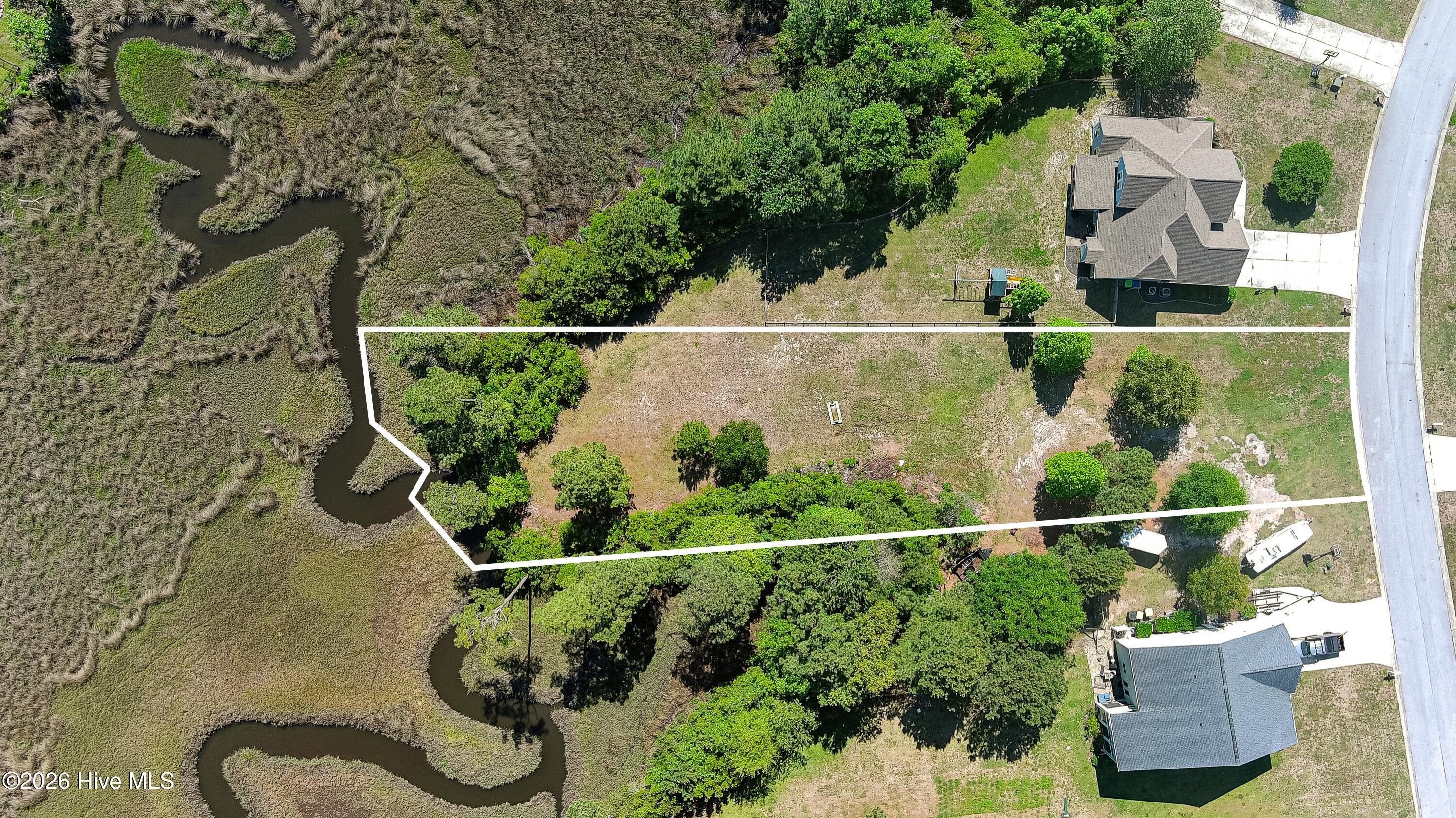 Spacious Lot in Marsh Harbour