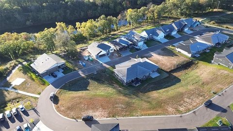 Eau Claire Twin Home Lots