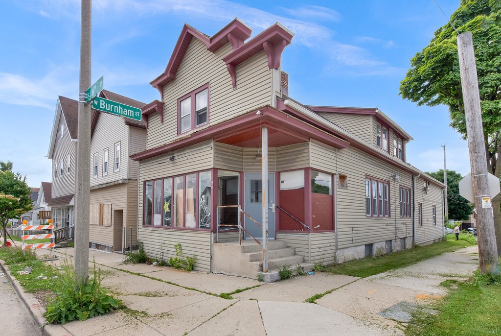 1901 S 6Th St, Milwaukee, WI 53204