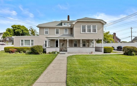 MULTI_FAMILY - Inwood, NY