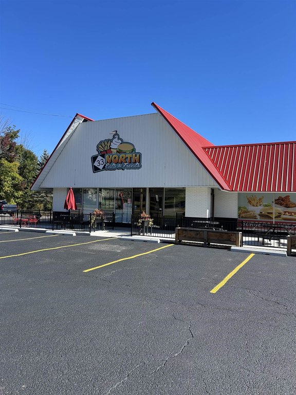 309 Bennett St, Rose City, MI 48654