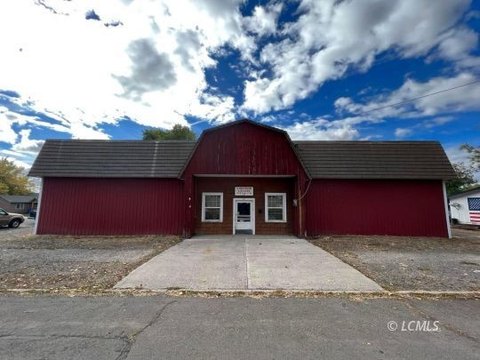 Lakeview Multi-Family Property For Sale