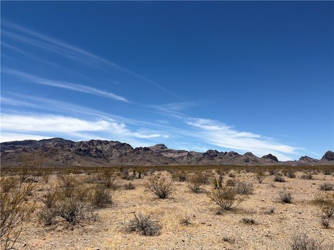 LAND - Golden Valley, AZ