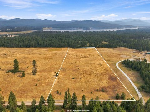 LAND - Newport, WA
