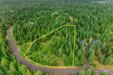 Wooded Residential Buildable Land