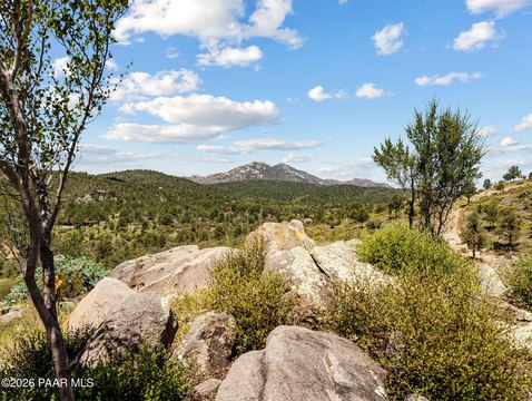Land, Peeples Valley, AZ