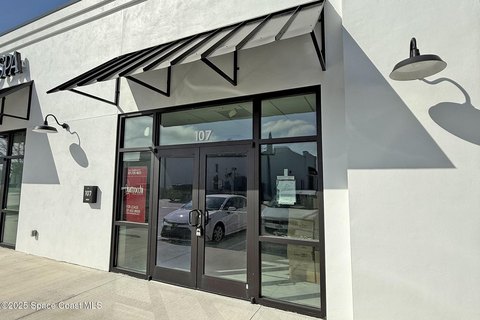 Modern Retail/Office Space Available