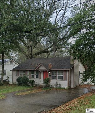 Leased 2-Bedroom Income Home