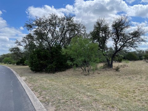 LAND - Spicewood, TX