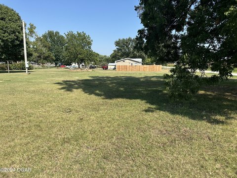 Corner Lot in Newtonia, MO