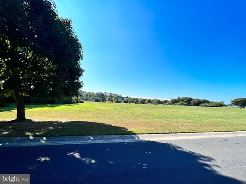 Residential Land in South Point