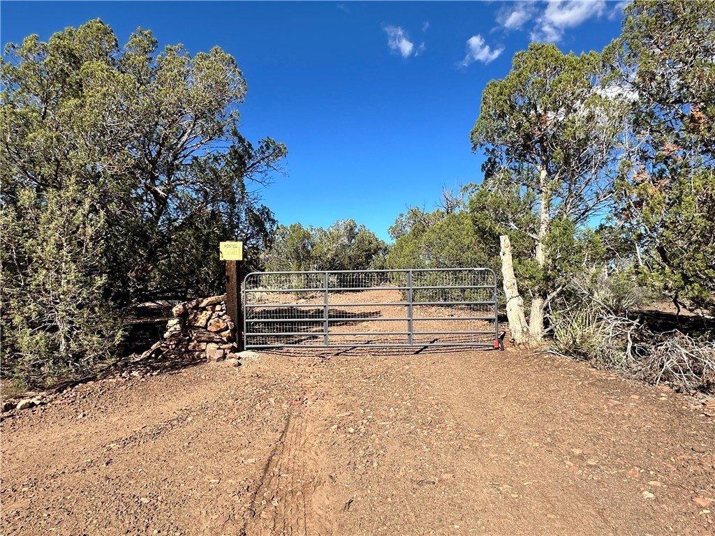 Kingman Land with Well