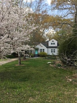 Winnona Park Level Lot Opportunity