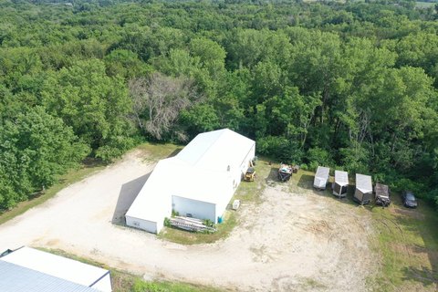 Versatile Commercial Building in Leon, Iowa