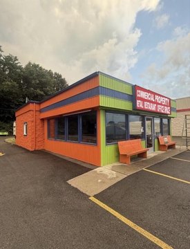 Restaurant-Ready Commercial Building