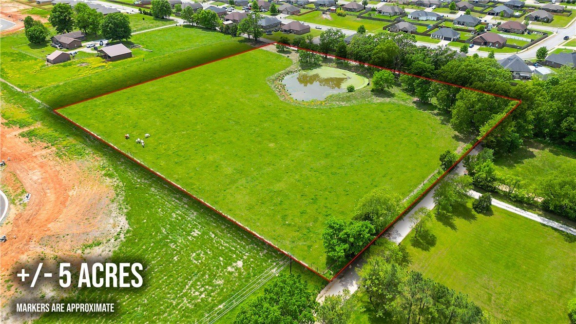 5.05 Acres in Pea Ridge