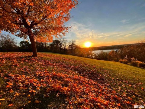 Buildable Lot with River Views