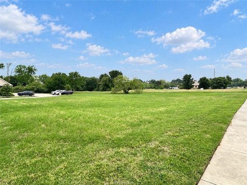 Commercial Land for Office Development