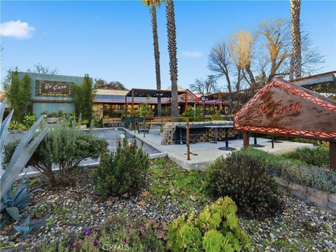 Turnkey Restaurant & Bar Property