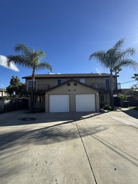 Ramona Duplex: Investment Opportunity