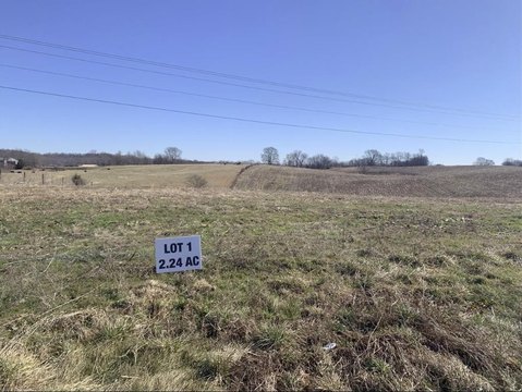 Picturesque Land in Smiths Grove