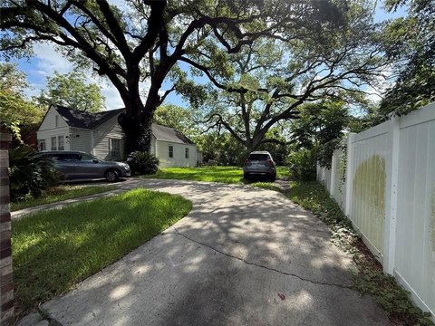 Land, New Orleans, LA