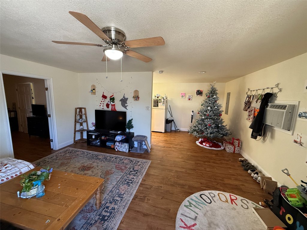 Picture 18