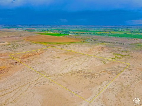 Flat Rural Land