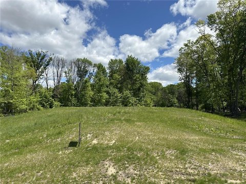 Acreage Lot in High Demand