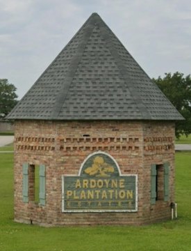 Land, Schriever, LA