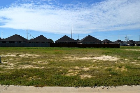 Residential Lot in Mabank, TX