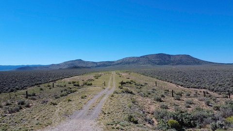 Land, Beryl, UT