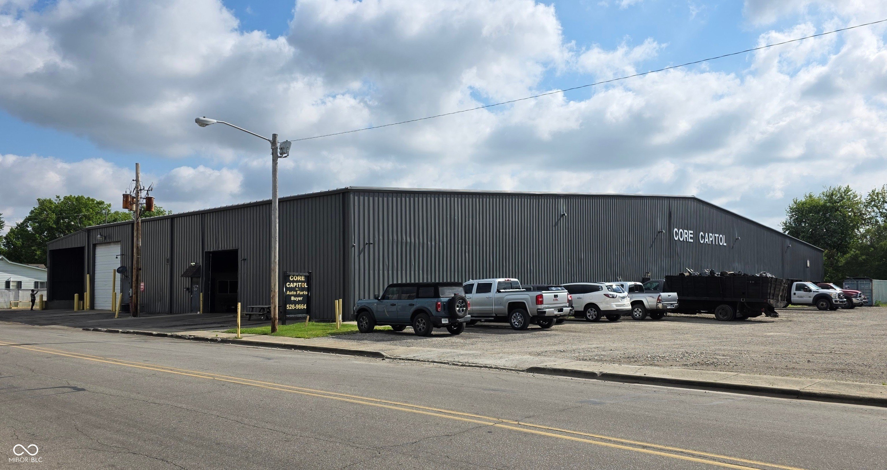 Edinburgh Industrial Warehouse on Acreage