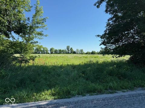 LAND - Lizton, IN
