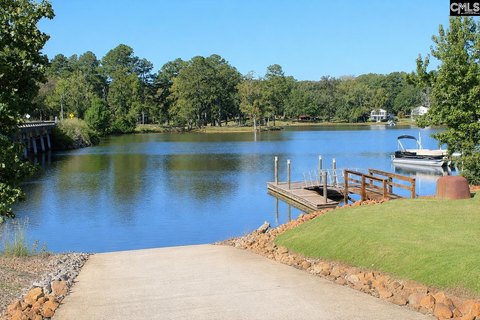 Lake Access Waterfront Lot