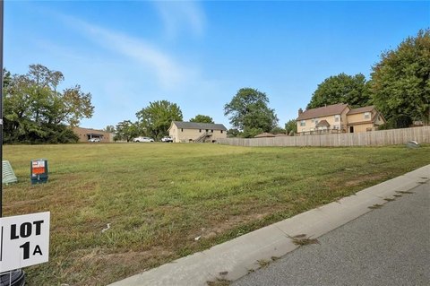Land, Kearney, MO
