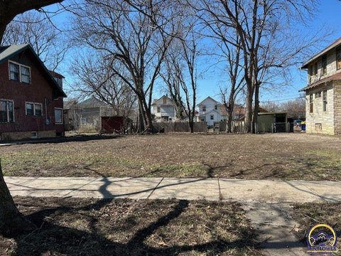 Topeka, KS