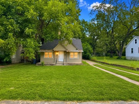 Duplex with New Roof