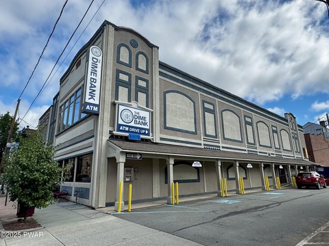 Renovated Office Space in Hawley