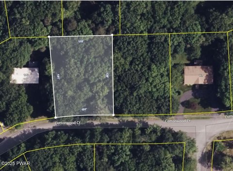 Residential Land in Gold Key
