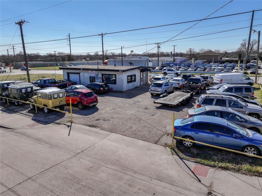 Garland Commercial Property with Office