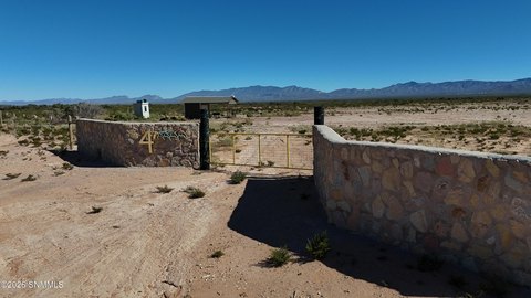 LAND - Las Cruces, NM